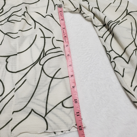 Floral top - Picture 8 of 11